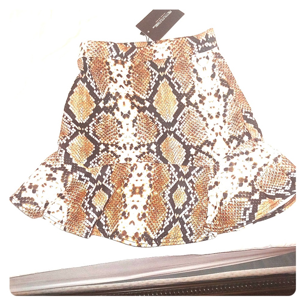 Snakeskin print skirt
